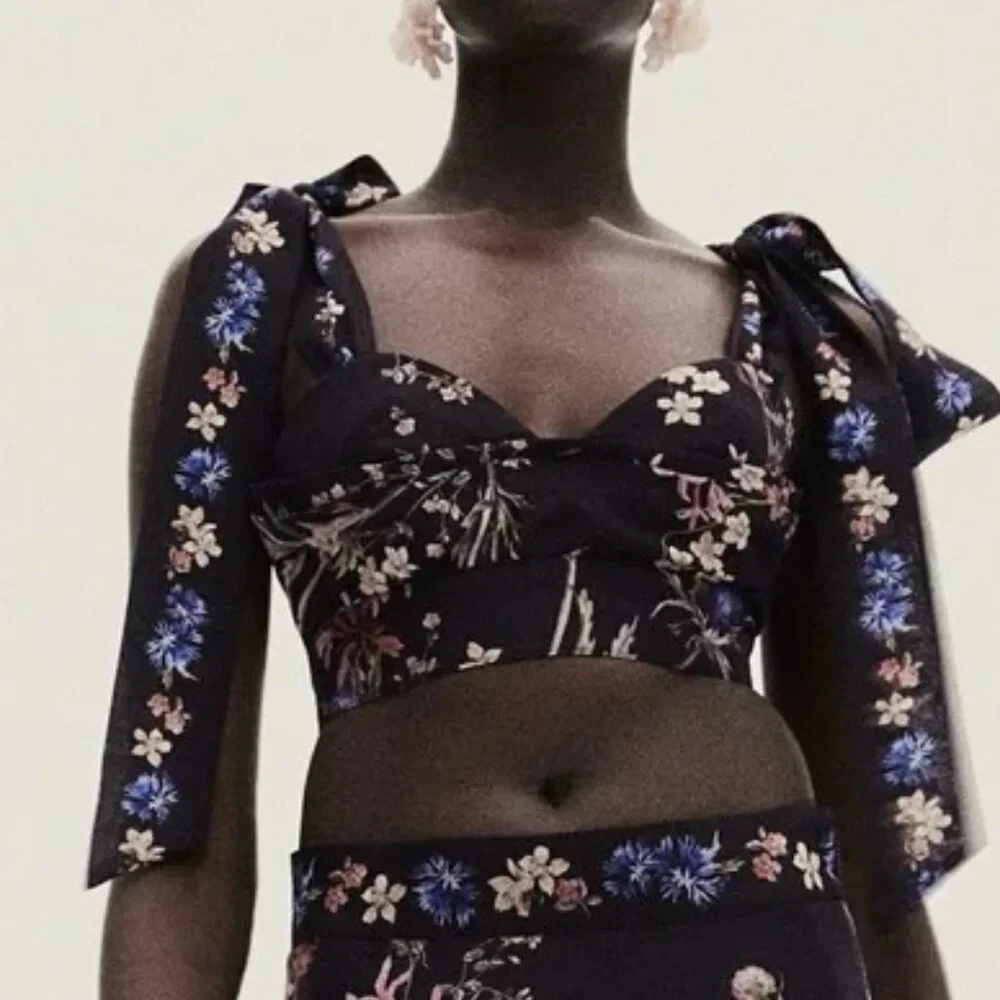 🪻H&M Tie-Strap Crop Top Floral Flowers Black Ribbon Tie Extra Small XS